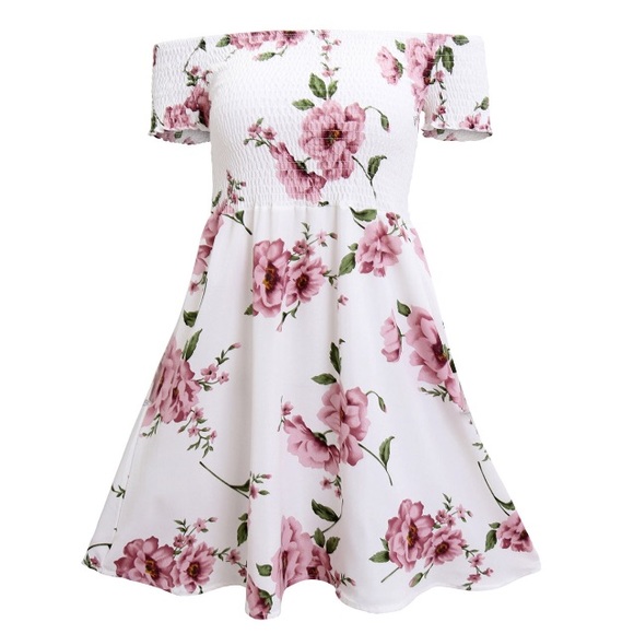 Off the shoulder floral dress - Picture 3 of 4