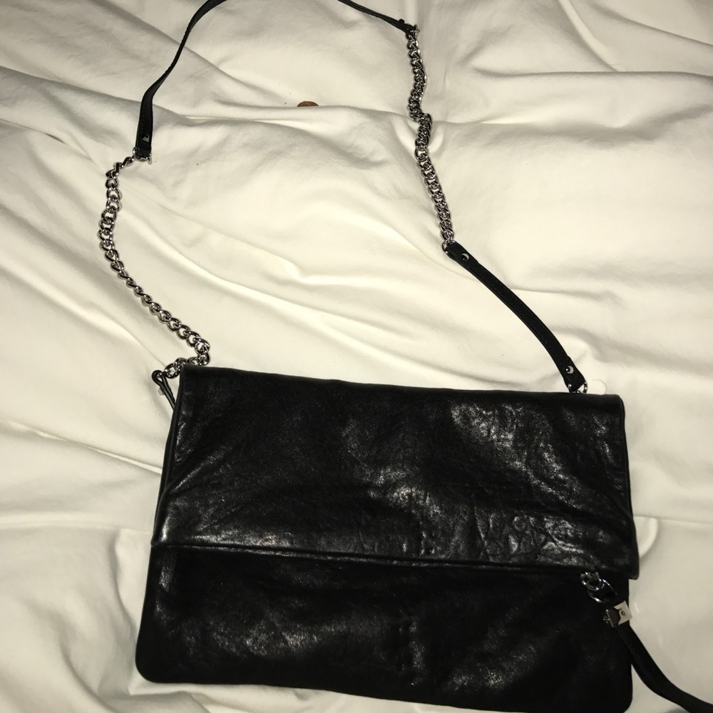 Stella dot cross body with removable straps
