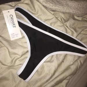 chooks la bikini bottom