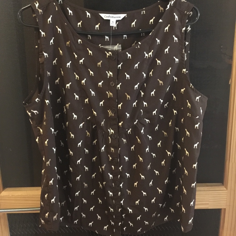 Adorable Giraffe top nwt