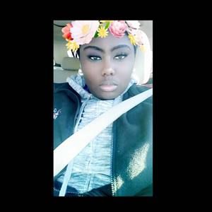 Meet your Posher, Azzie