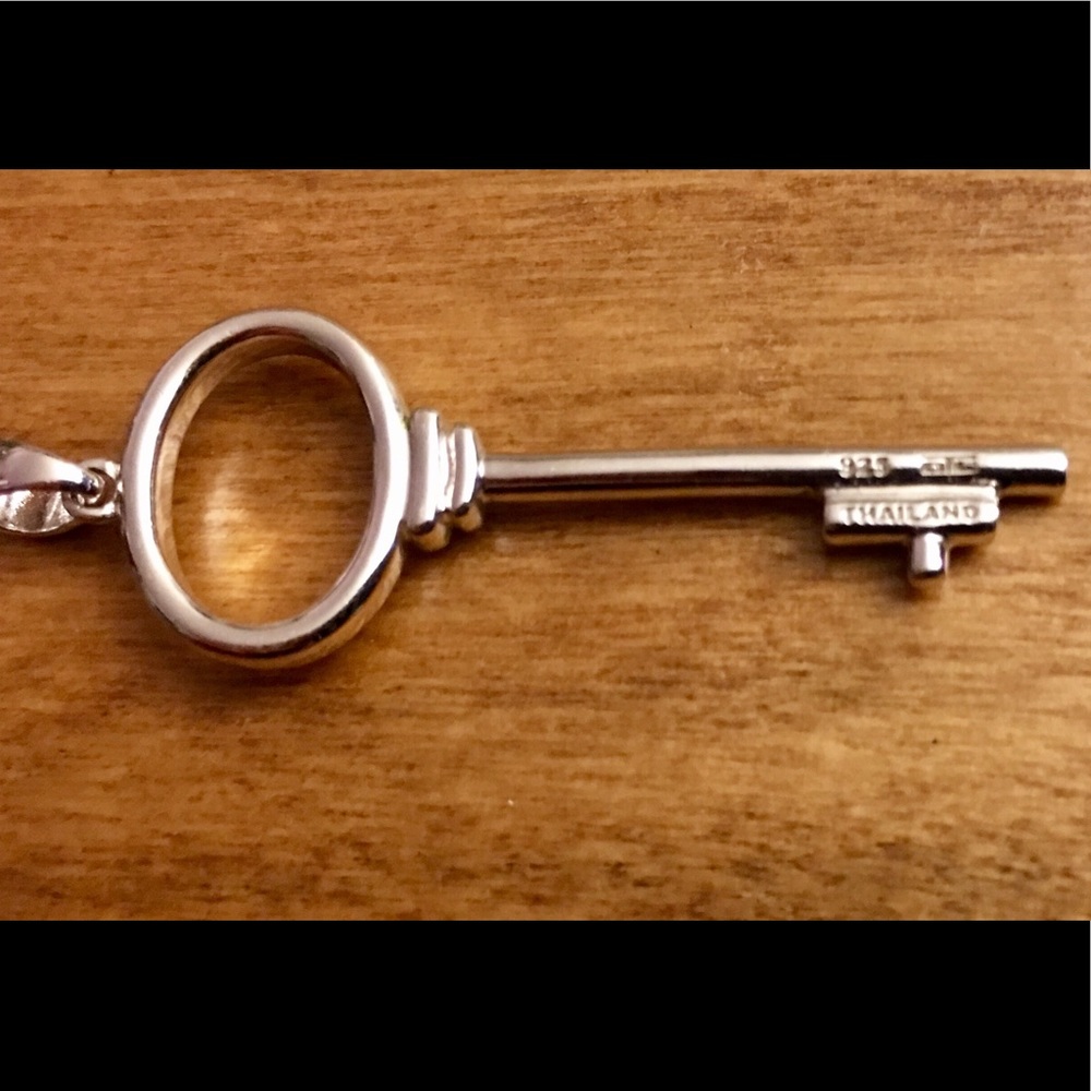 Sterling Silver Key Charm - Picture 2 of 2