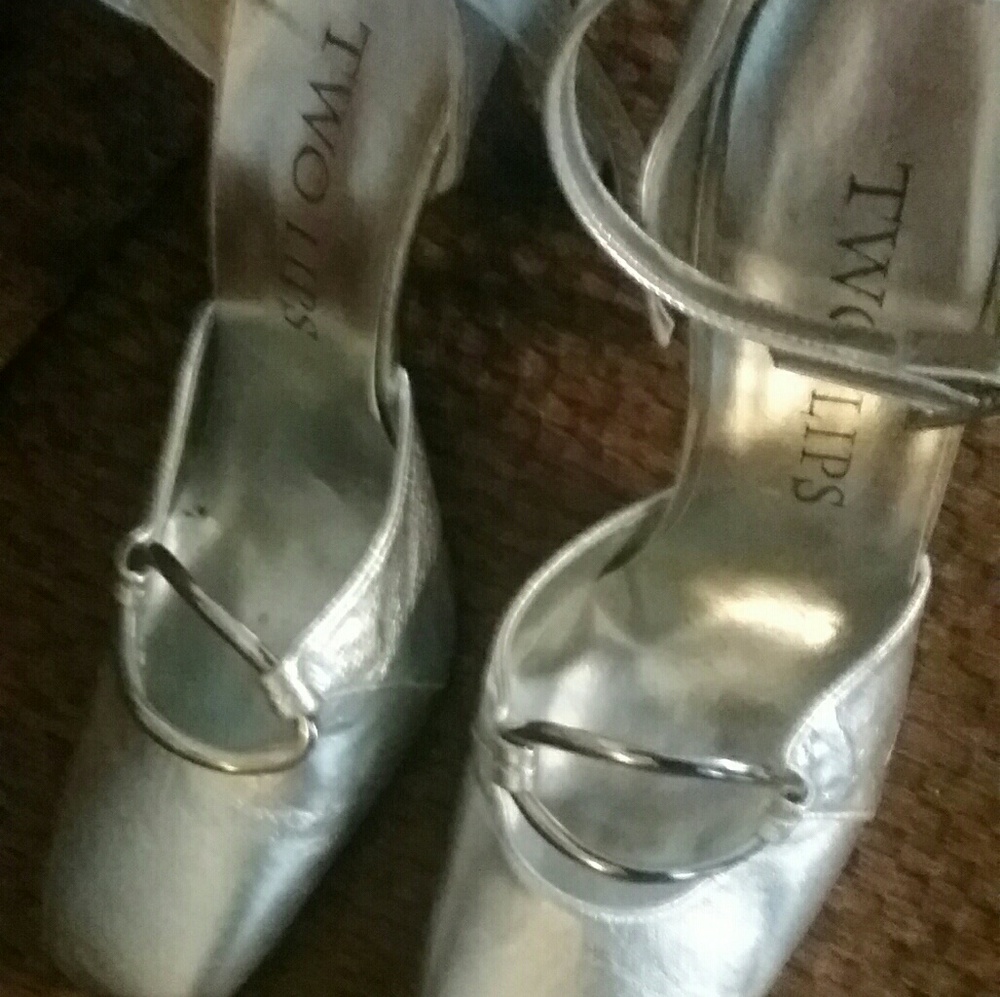 Sexy, Silver heels