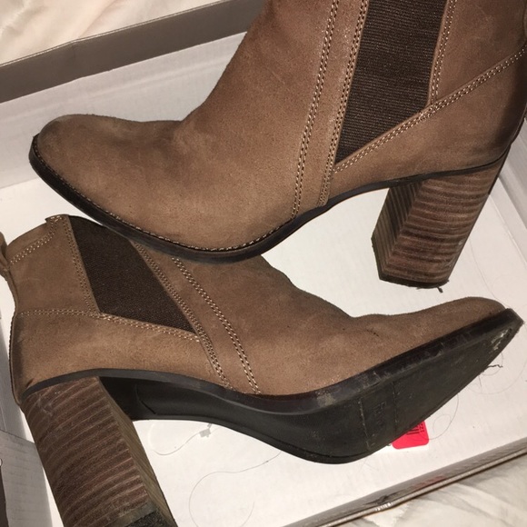Womans ankle boots - Picture 1 of 3