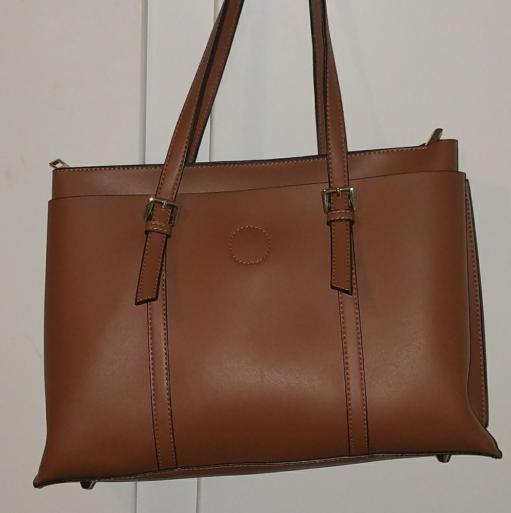 Forever 21 leather purse