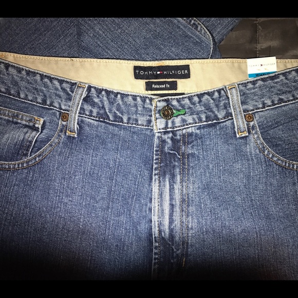 Men's Tommy Hilfiger Jeans - Picture 7 of 7