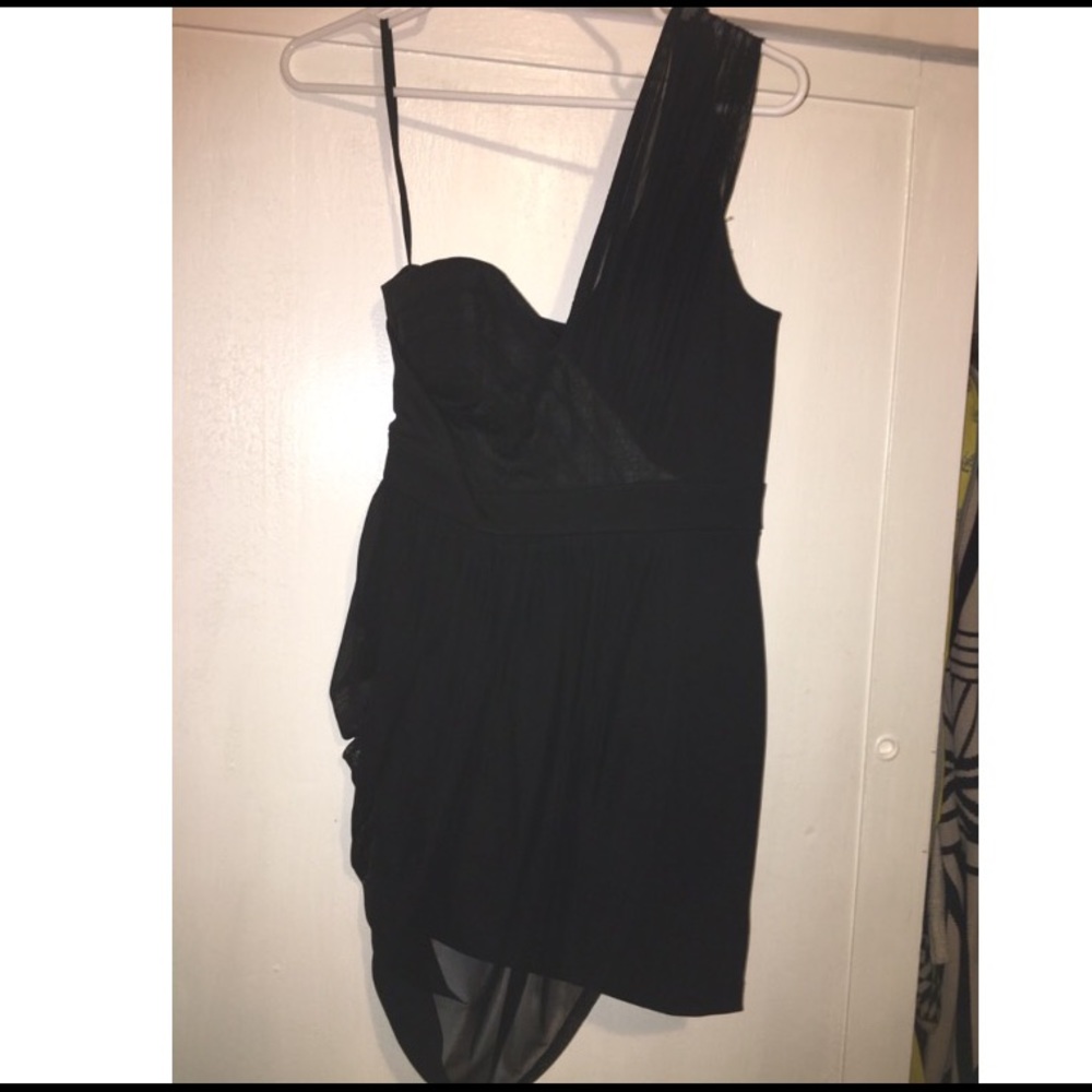 Bebe addiction one shoulder black dress. S