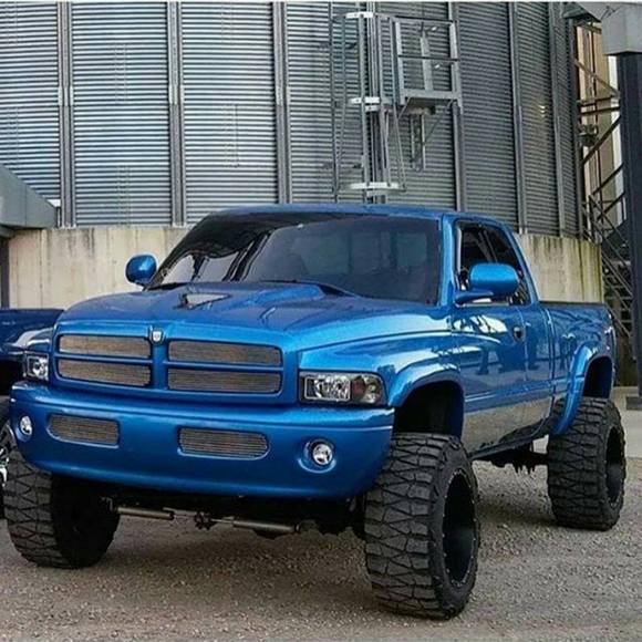 Meet your Posher, Chris - Picture 1 of 1