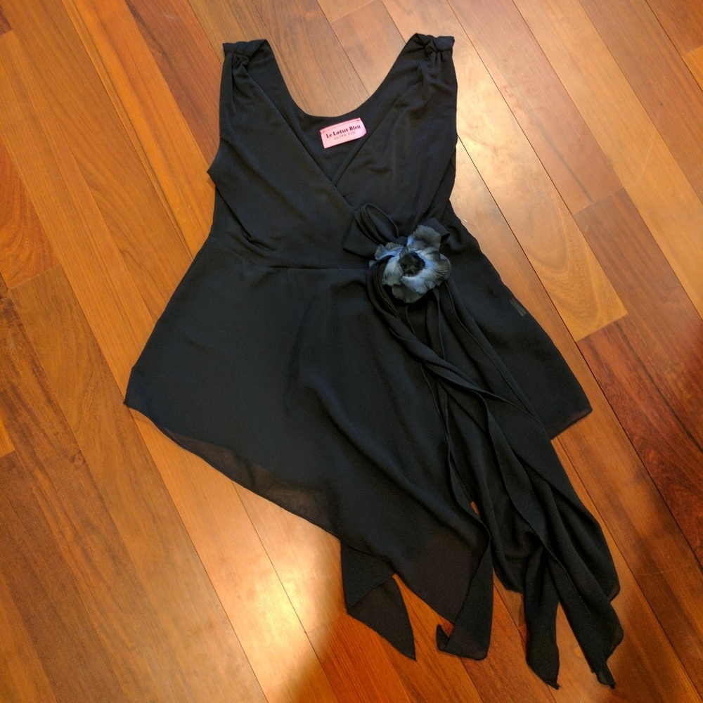 Blue rose black dressy tank