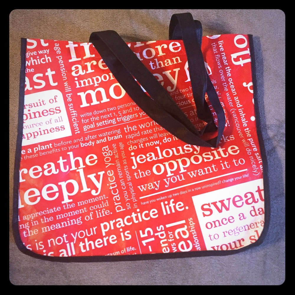 Lululemon reusable big bag