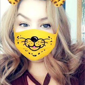 Meet your Posher, Elena