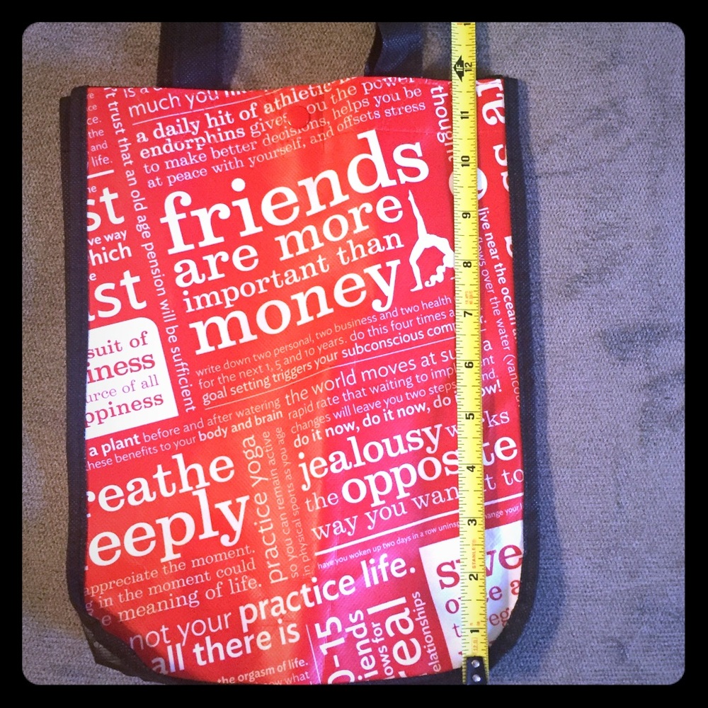 Lululemon small reusable bag