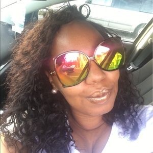 Meet your Posher, Natasha