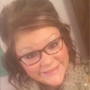 Meet your Posher, Jaci