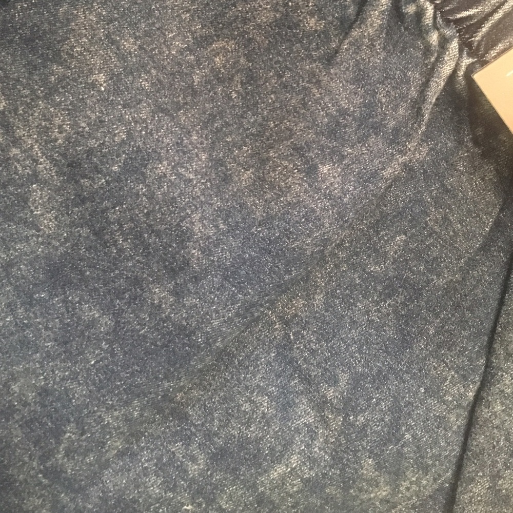 SALE Stretchy Mineral Washed Shorts - Picture 6 of 7