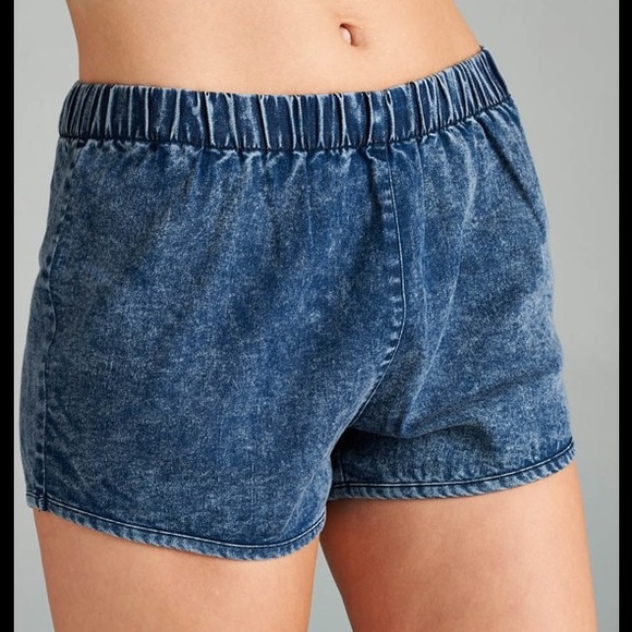 SALE Stretchy Mineral Washed Shorts - Picture 4 of 7