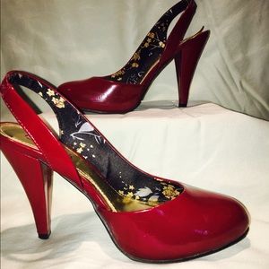 Red Patent Leather Slingback Heels (7)