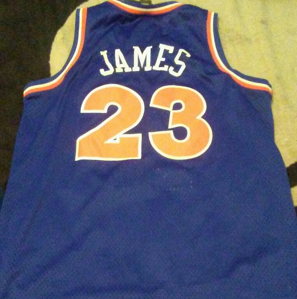 Lebron James Jersey sz XL