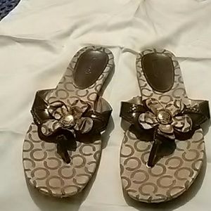 🌻Authentic Coach Sandals.🌾