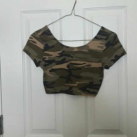 Sale! Crop Top Bundle - Picture 2 of 2