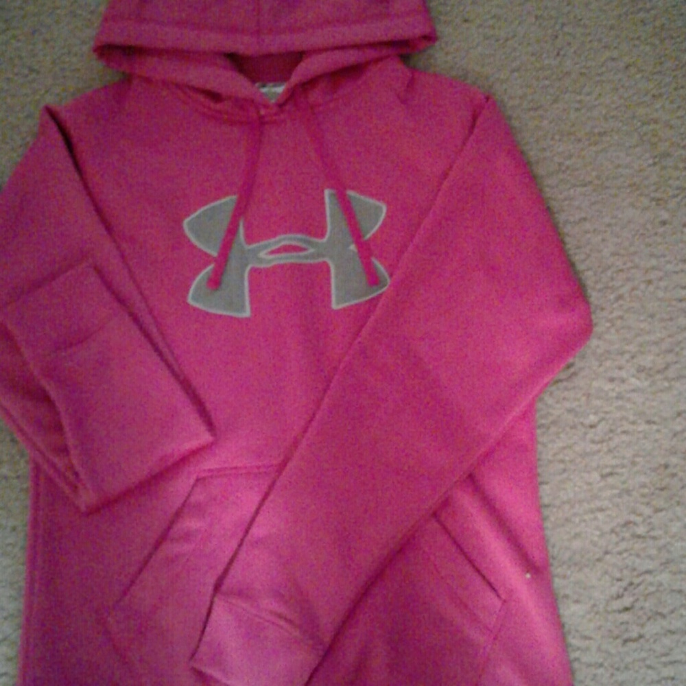 Under Armour Pullover Hoodie