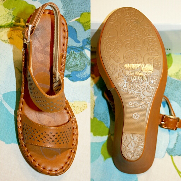 ⚡READ DESCRIPTION⚡ Laser Cut Boho Wedge Sandal NIB - Picture 7 of 8