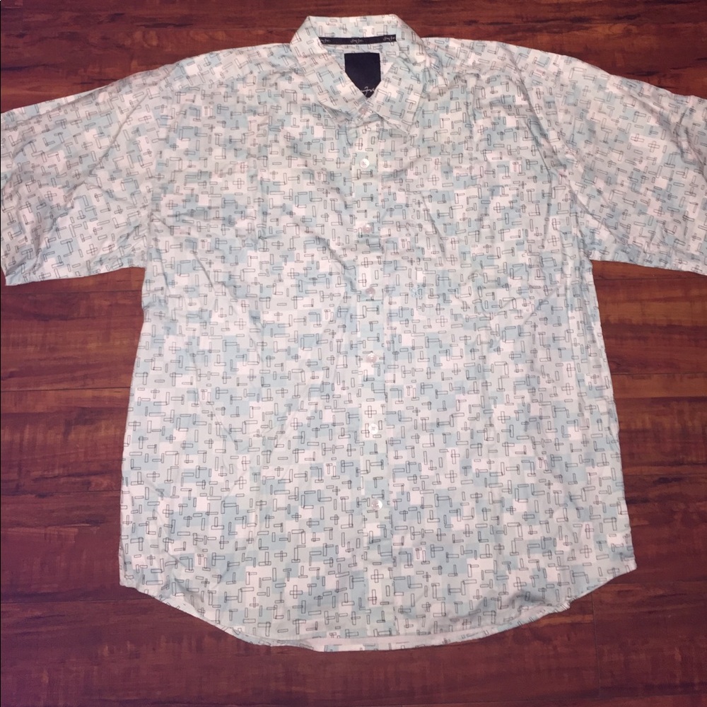 Shirt - Picture 2 of 3