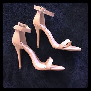 Tan heels!