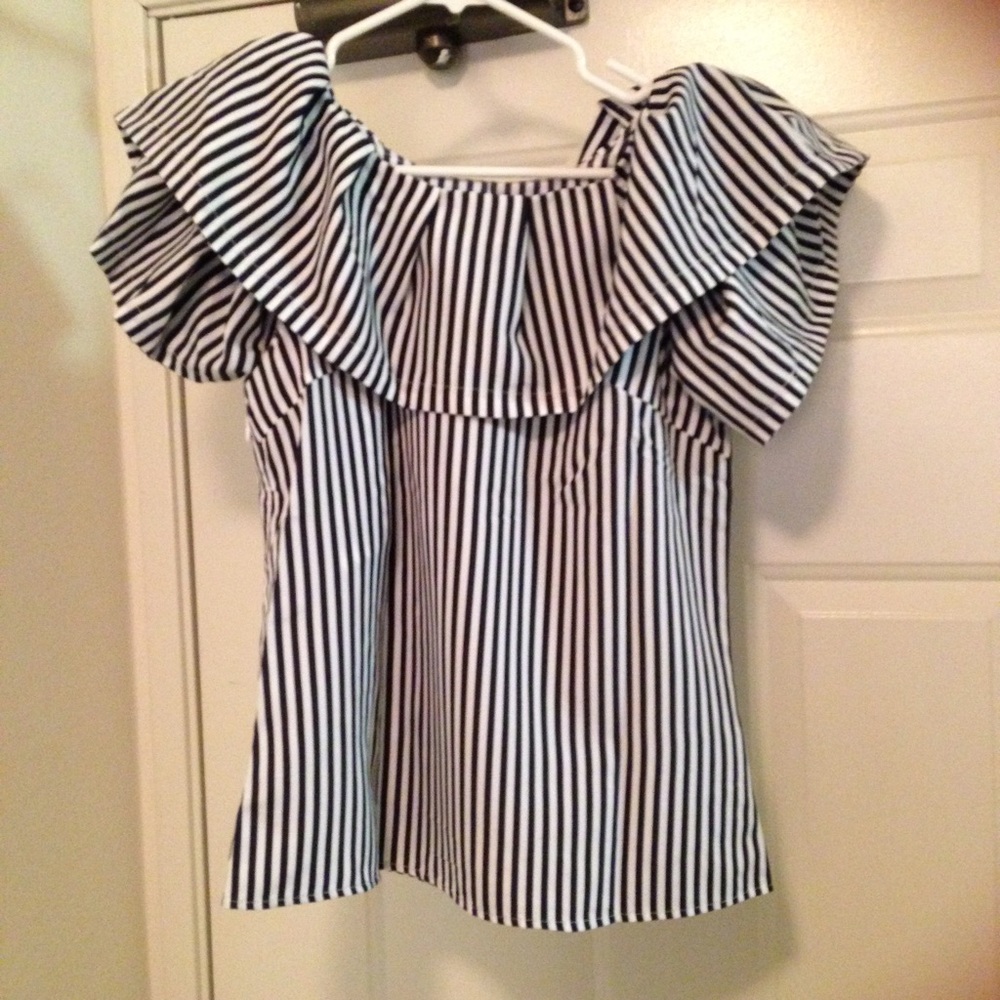 Dramatic Ruffle Top - image 5