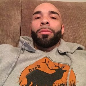 Meet your Posher, Charles