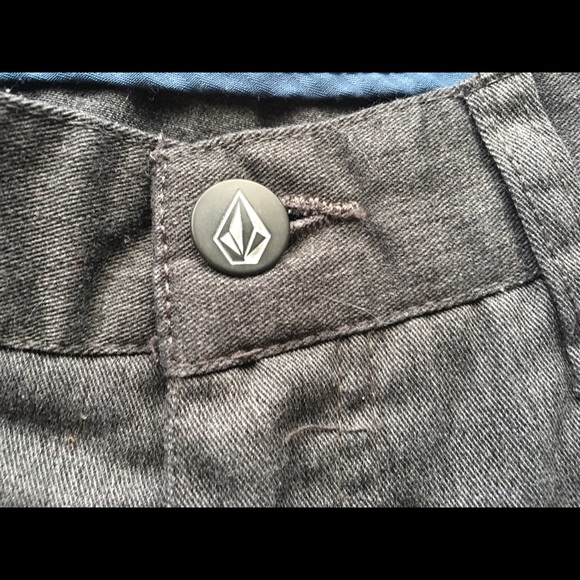 Volcom Men's Gray Shorts Sz 28 - Picture 3 of 7