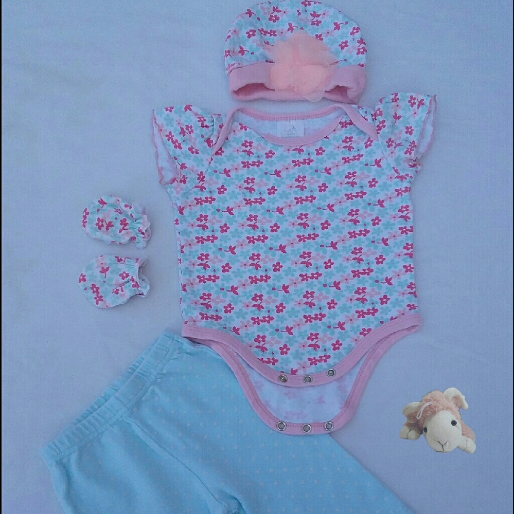 Baby Essentials 4 Piece Set -100%Cotton