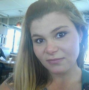 Meet your Posher, Loreb