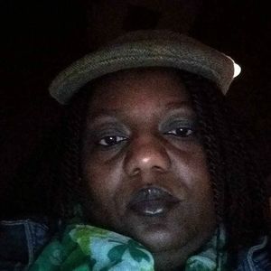 Meet your Posher, Lesley