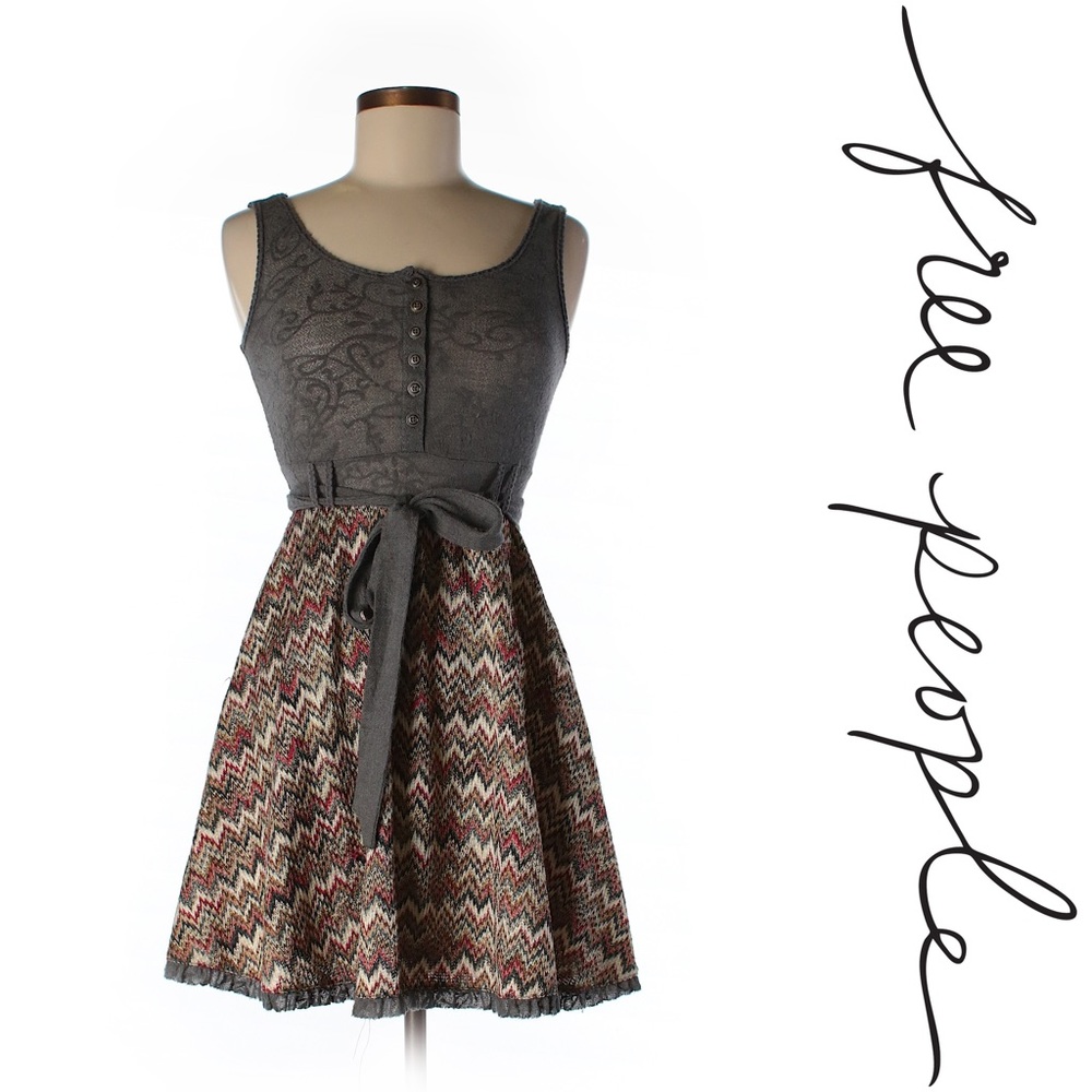 ✨HOST PICK✨ Free People Chevron Sun Dress