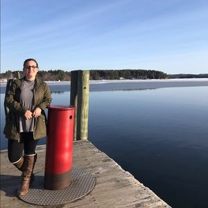 Meet your Posher, Caroline