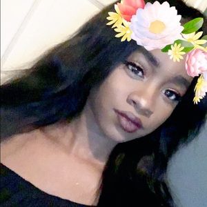 Meet your Posher, Tiara