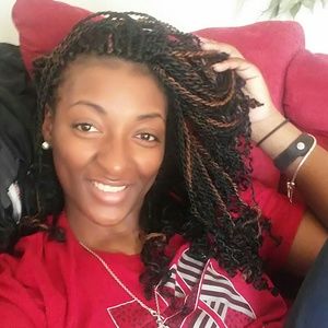 Meet your Posher, Jasmine