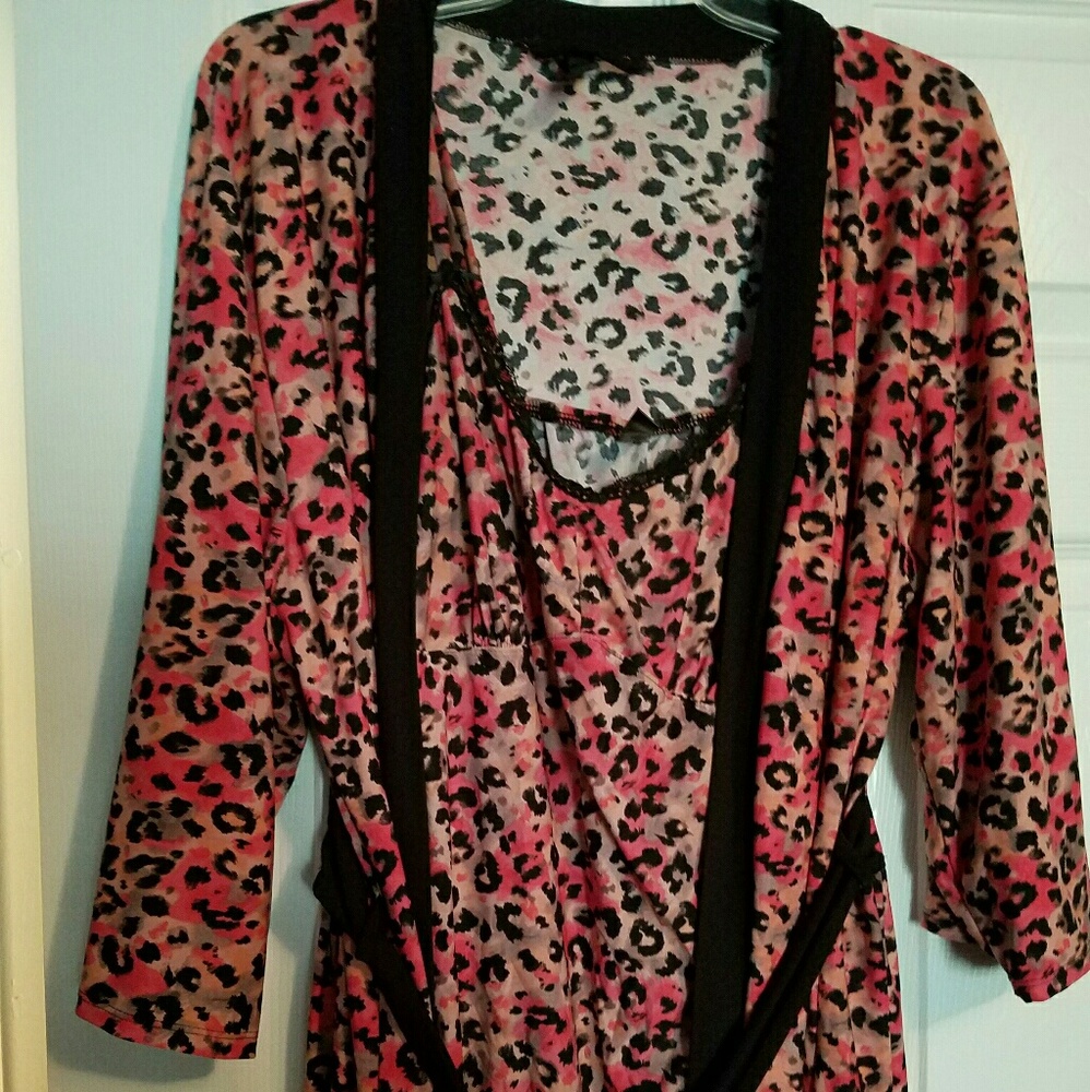 Women's Chemise & Robe Set