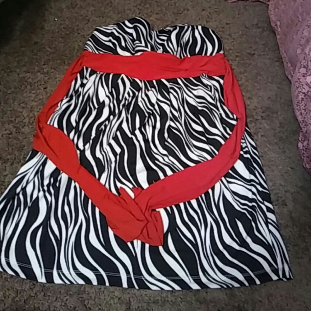 Strapless dress