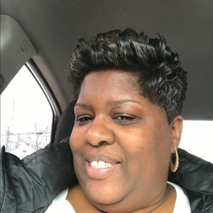 Meet your Posher, Tonia