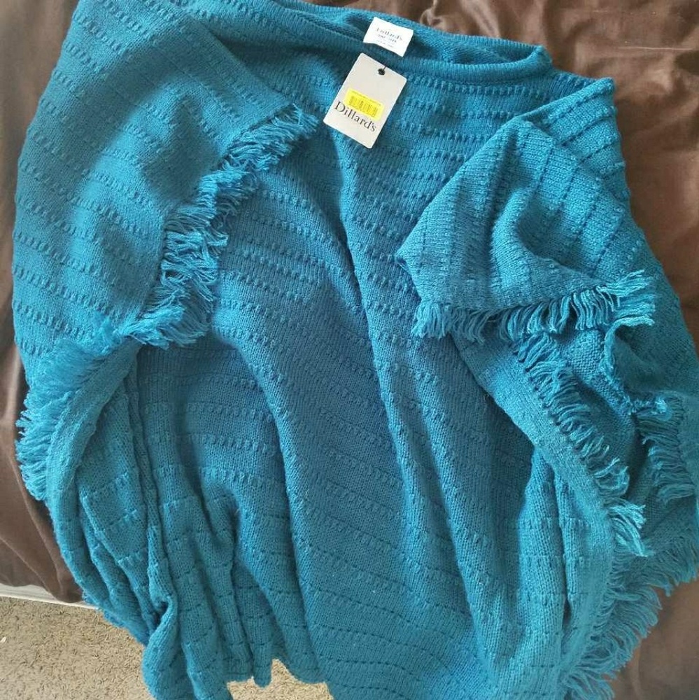 DILLARDS teal....shall