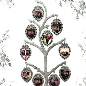 Meet your Posher, Carla