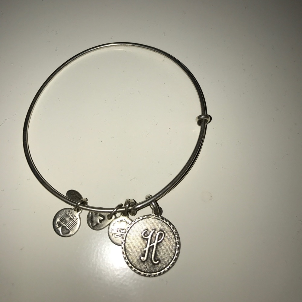 H Alex & Ani