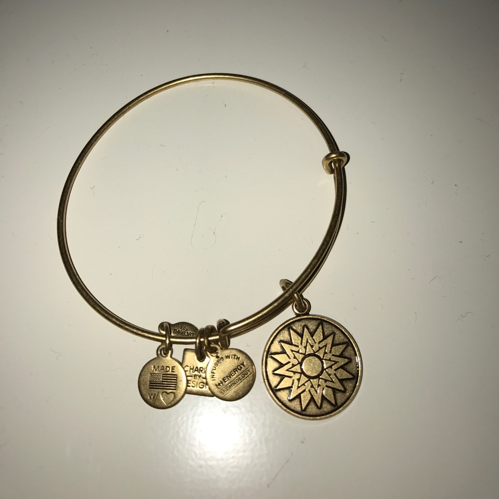 Flower Alex & Ani