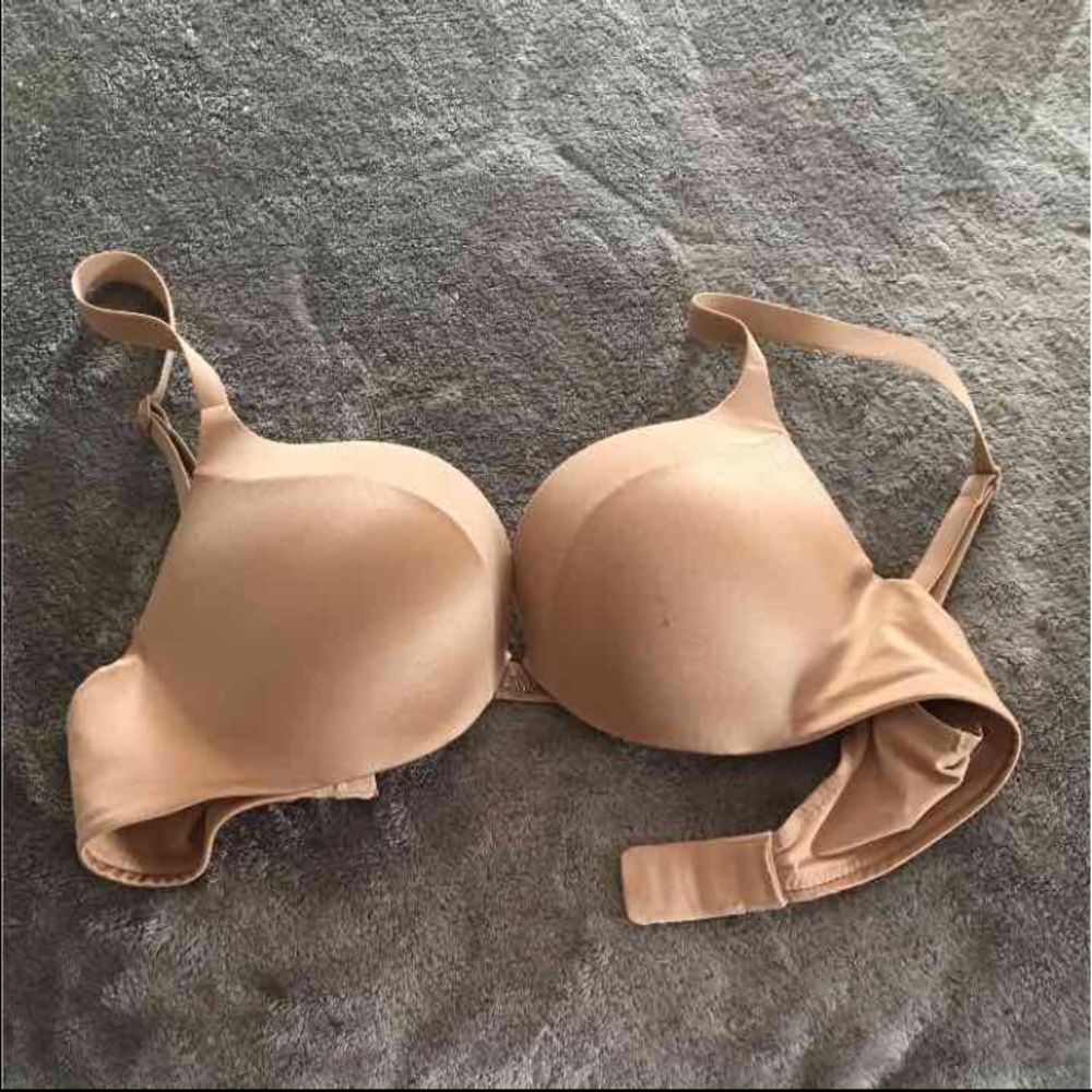 Like new push-up nude Victorias secret bra