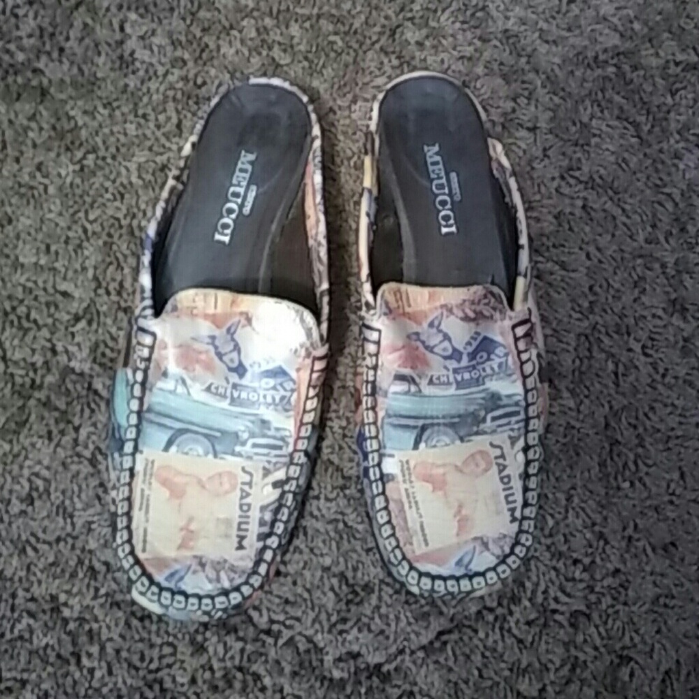 Clogs