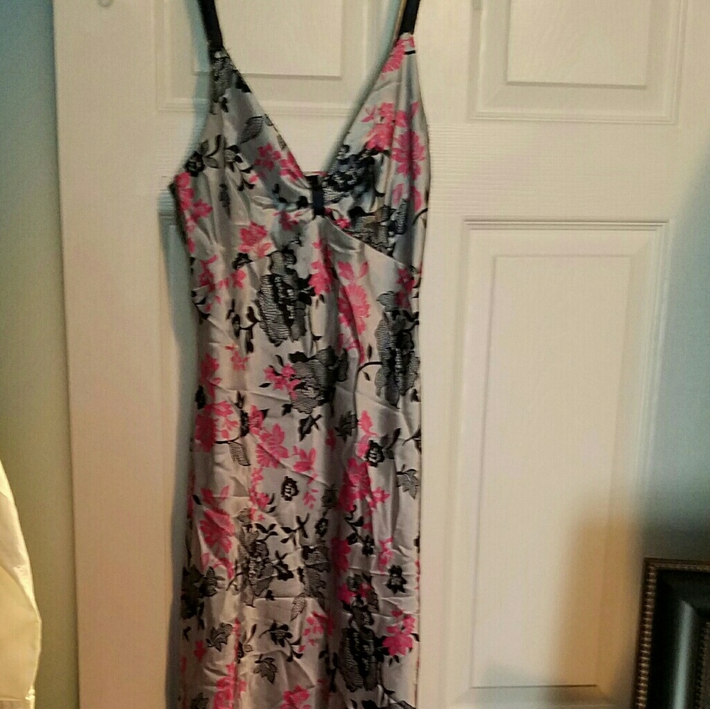 Jones New York long Chemise