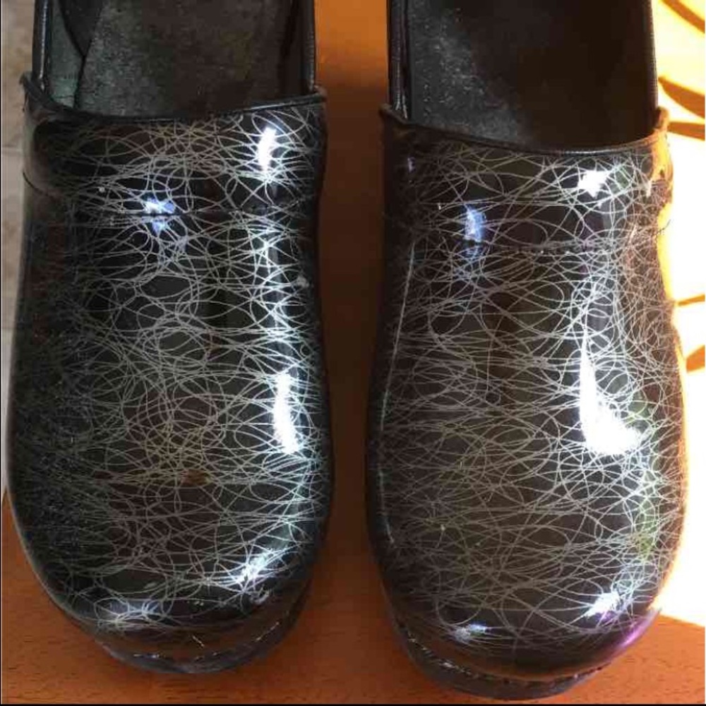 Patten leather danskos