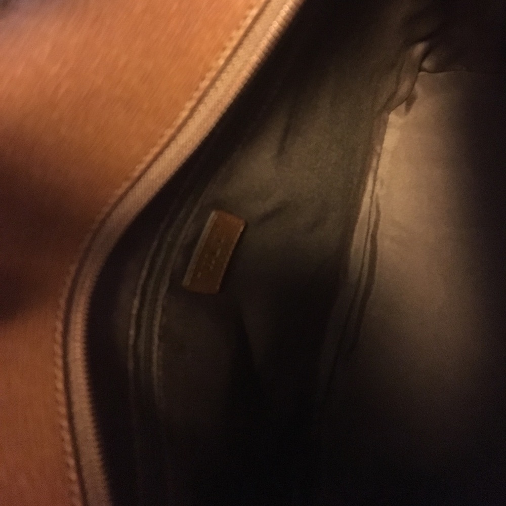 Handbag - Picture 5 of 7